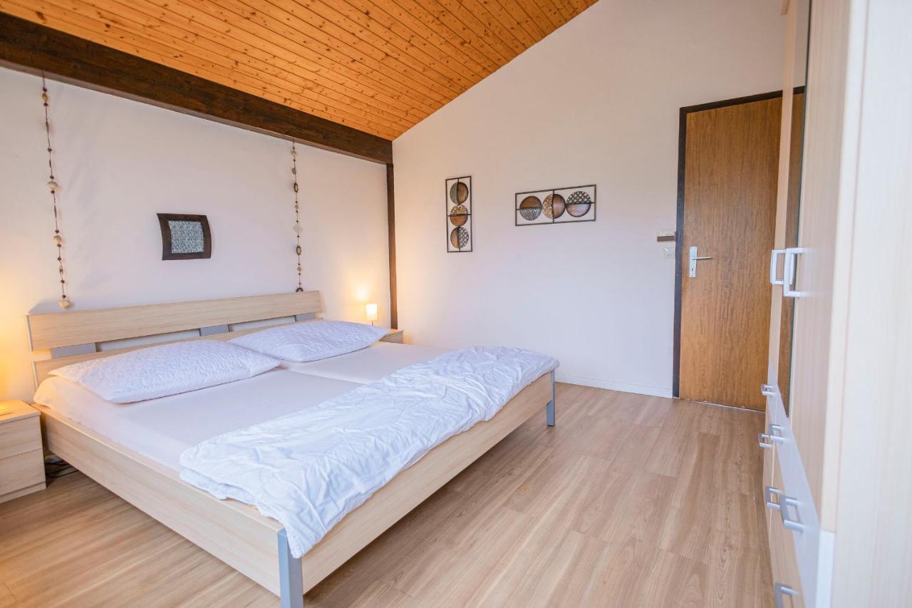 Ferienwohnpark Immenstaad Am Bodensee Satteldachhaus Typ 9 Sd 57 Exteriér fotografie